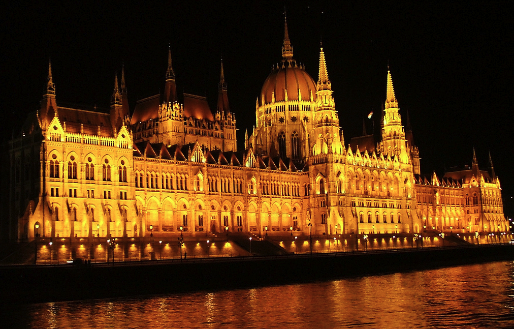 Budapest Cruise at Night - the Parliament