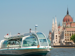 Sightseeing Day Cruise with Guide Budapest Duna Bella