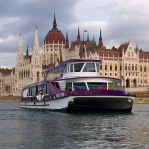 Taltos Catamaran Budapest