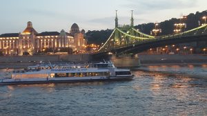 Budapest Hungarian Dinner Cruise & Wines