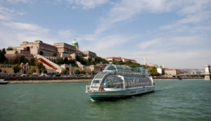 Cruise and Guide on Panorama boat Budapest