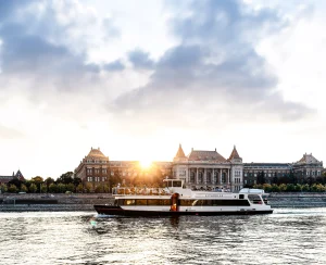 Citadella Comfort Cushioned Sightseeing Retro Budapest River Cruise Danube Boat Tour Ship Exterior