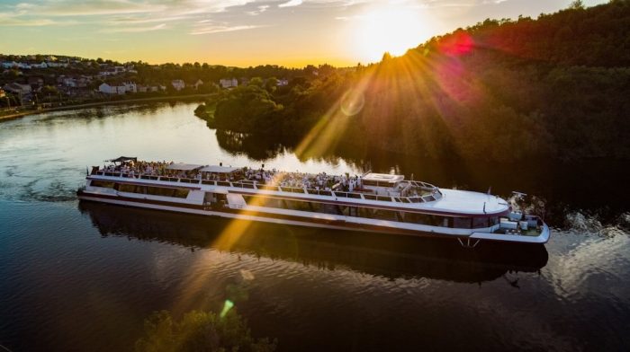 Diva Ship Private Rental Budapest River Cruise