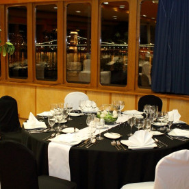 Europa Boat Budapest Private Dinner Cruise Events