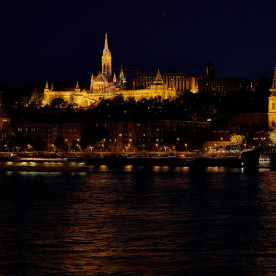 Budapest River Cruise Best Panorama Vista Night Castle Matthias Church Fishermans Bastion illuminated Danube Tours Dana-Sarsenbekova