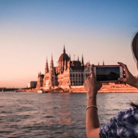 Budapest Downtown Budget Sightseeing Cruise: Pest Side Dock
