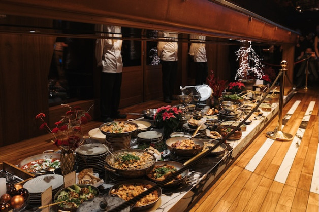 BBQ & Romantic Dinner Cruise with Gourmet Buffet Dinner -Halal- Friendly Options