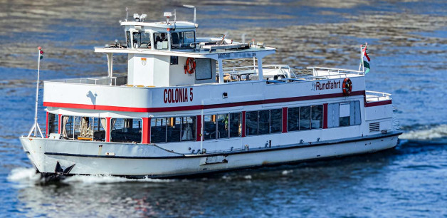 Colonia 5 Private Boat Rental Budapest
