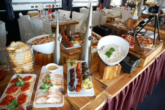 Fortuna Ship Buffet Table